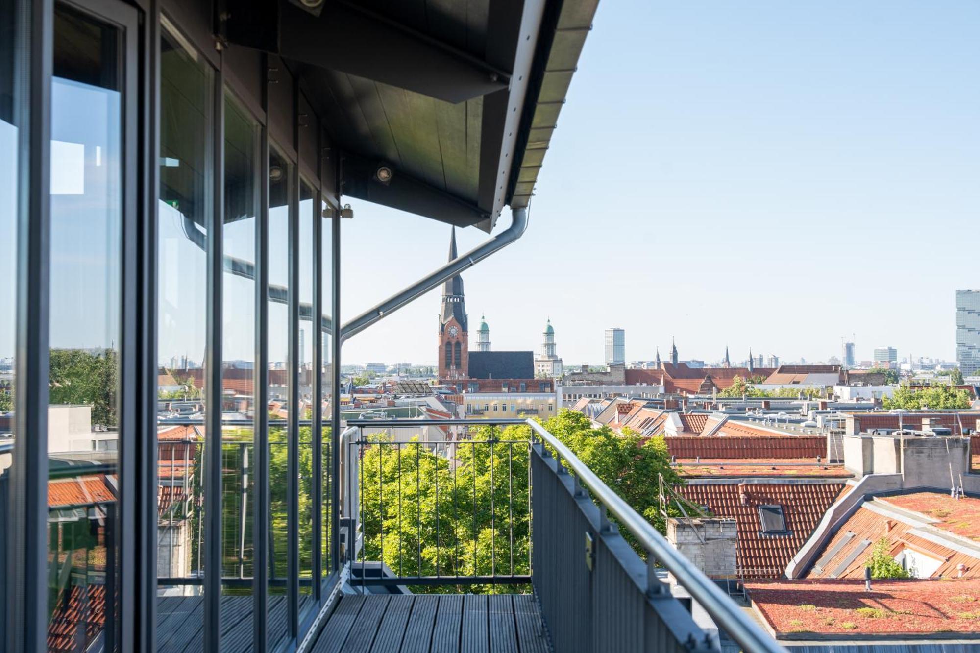 Sly Berlin Hotel Exterior photo View from the roof terrace